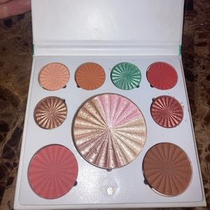 OFRA mini mix Good to Go face/eyeshadow pallet